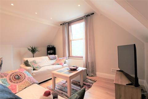 2 bedroom apartment to rent - Woodville Gardens, Ealing, London, W5