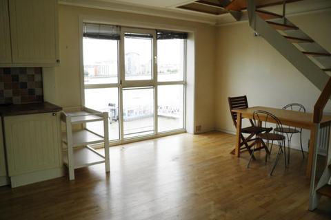 2 bedroom apartment to rent - Princes Court, Rope  Street, London, SE16