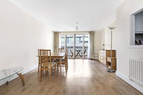 3 bedroom apartment to rent, Wells Street, London, W1T