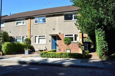 2 bedroom apartment to rent, Haynes Close, Blackheath, London, SE3