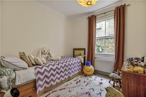 2 bedroom ground floor flat to rent, Lonsdale Road, Barnes, London, SW13