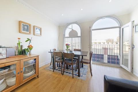 Herbal Hill Gardens 9 Herbal Hill Clerkenwell London Ec1r 2 Bed Flat 2 708 Pcm 625 Pw