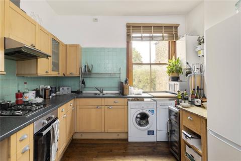 3 bedroom apartment to rent, Croxted Road, London, SE24