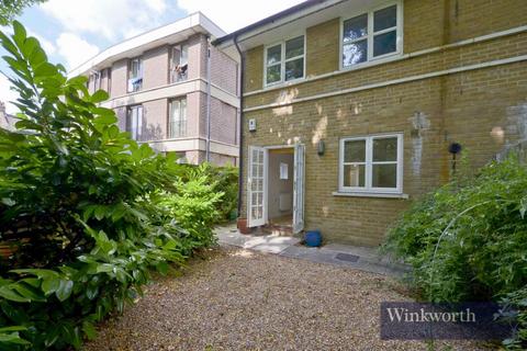 undefined, Brand Close, Finsbury Park, N4