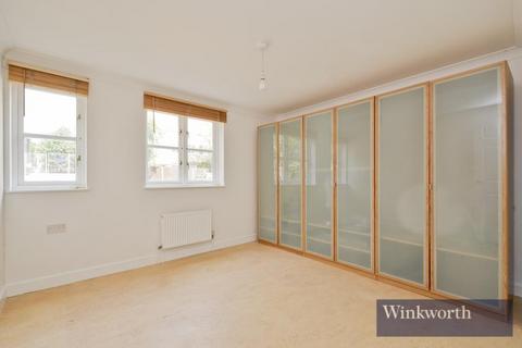 undefined, Brand Close, Finsbury Park, N4