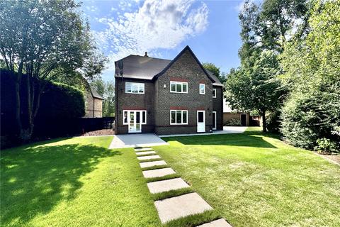 5 bedroom detached house to rent, Oakdene, Beaconsfield, Bucks, HP9