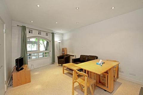 1 bedroom apartment to rent, Rosebery Court, London, EC1R