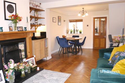 2 bedroom terraced house to rent, Blacksmiths Lane, St Albans, Hertfordshire, AL3