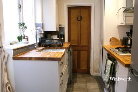 2 bedroom terraced house to rent, Blacksmiths Lane, St Albans, Hertfordshire, AL3