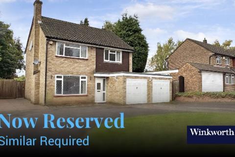 4 bedroom detached house to rent, Tilsworth Road, Beaconsfield, Buckinghamshire, HP9