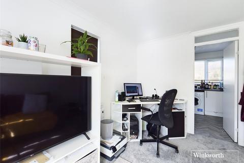 1 bedroom apartment to rent, Sweet Briar Drive, Calcot, Reading, Berkshire, RG31