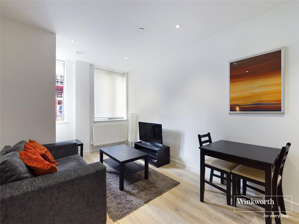 Apartment in Reading - View 4