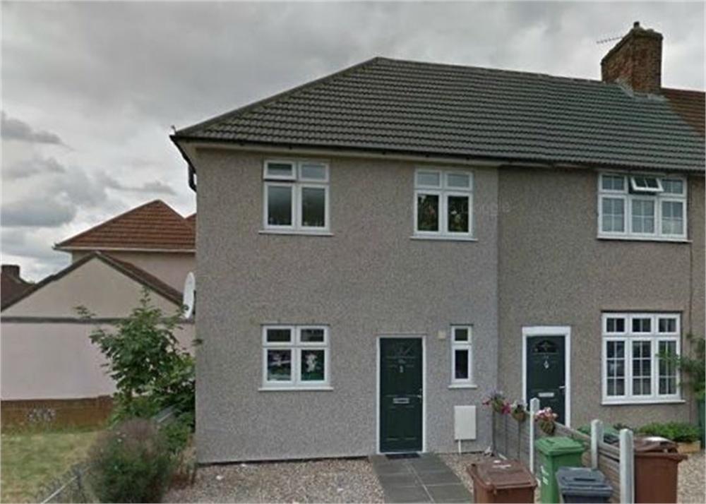 Grafton Road, Dagenham 2 bed end of terrace house £295,000
