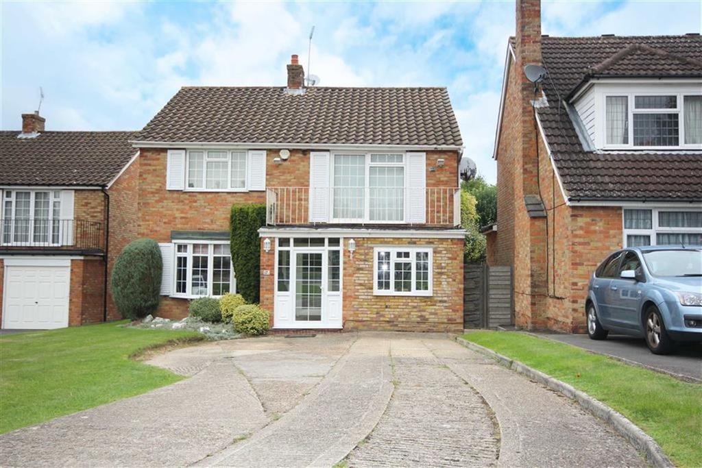 Folly Close, Radlett, Hertfordshire 4 bed detached house £1,100,000