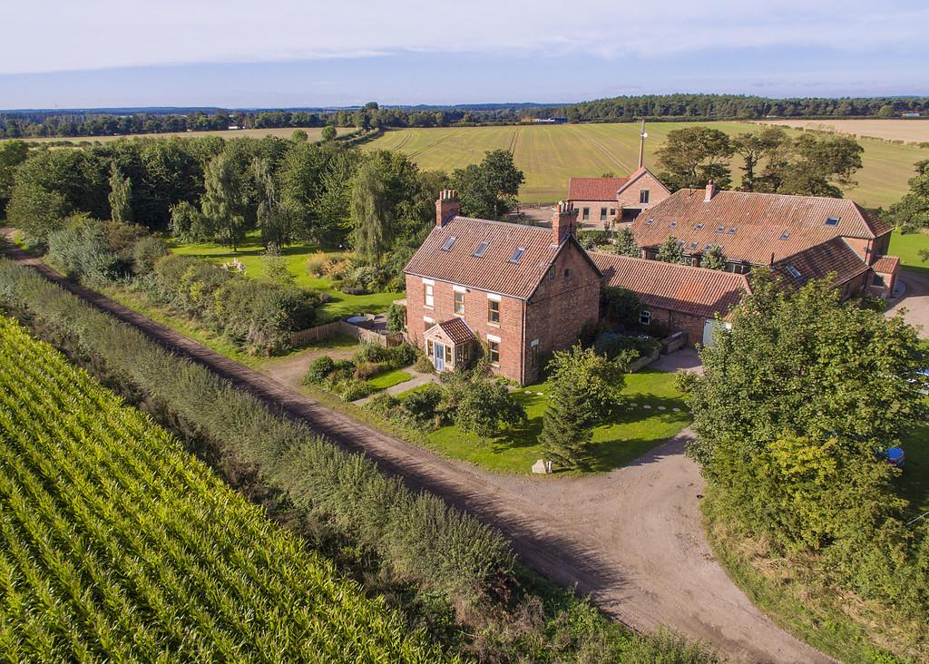 Retford Road, Blyth, Worksop, Notts. 5 bed detached house for sale £