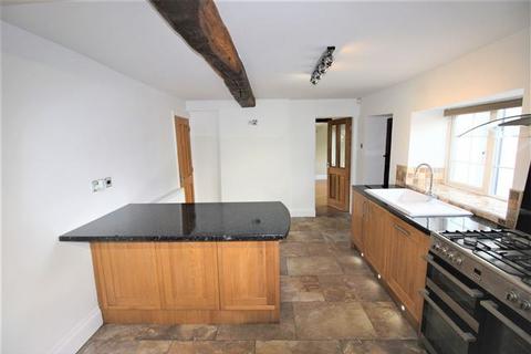 4 bedroom detached house to rent, West Lane , Aughton, Sheffield, S26 3XS