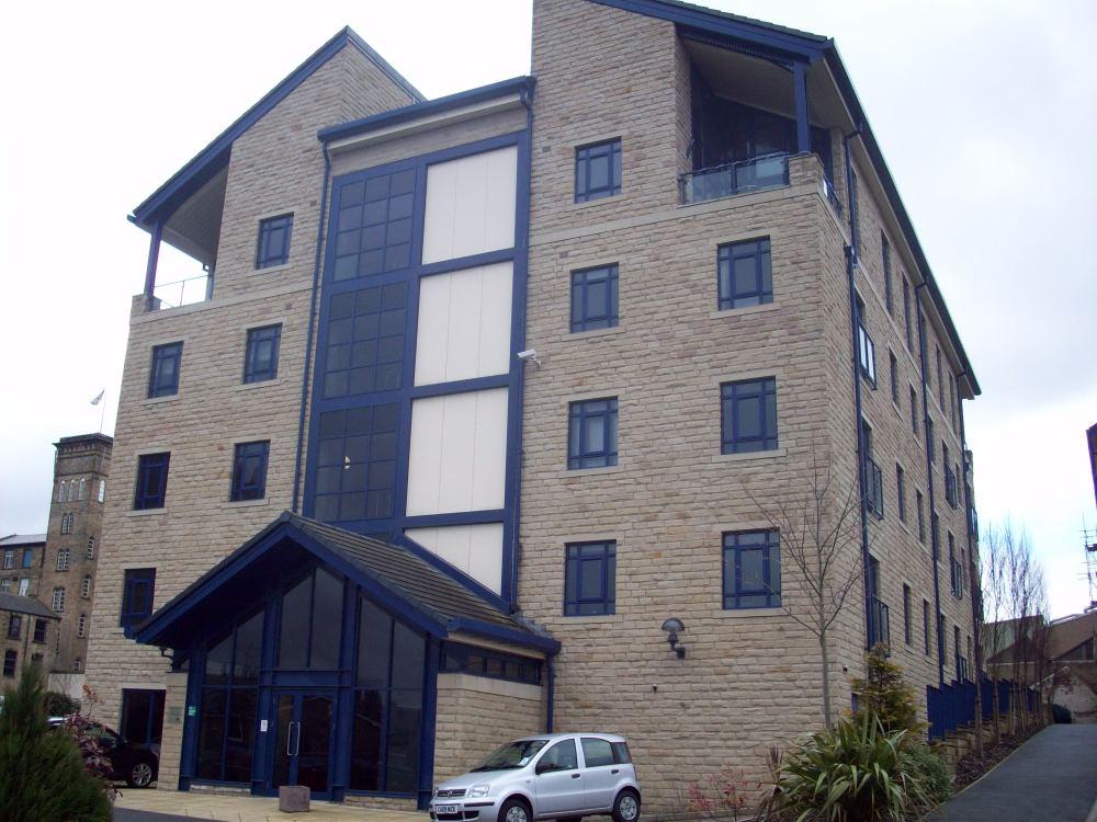 The Equilibrium, Plover Road, Lindley, Huddersfield, HD3 2 bed