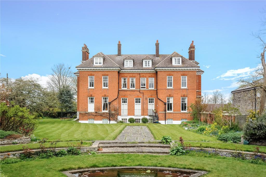 3 bedroom apartment to rent