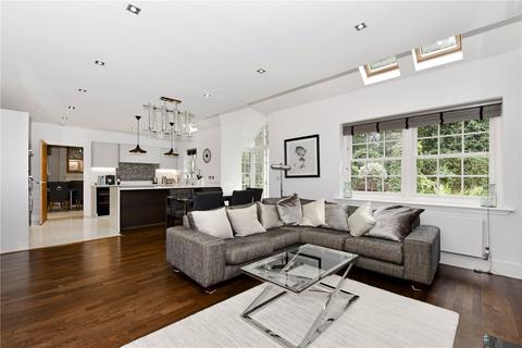 5 bedroom detached house to rent, Brayfield Lane, Chalfont St. Giles, Buckinghamshire, HP8