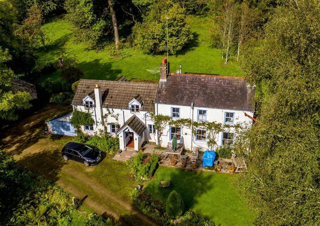 Whitebrook Monmouth, Monmouthshire 4 bed detached house £695,000