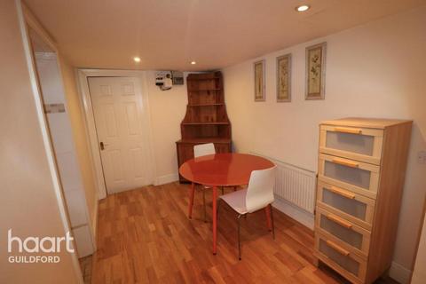 1 bedroom flat to rent, Farnham Road, Guildford