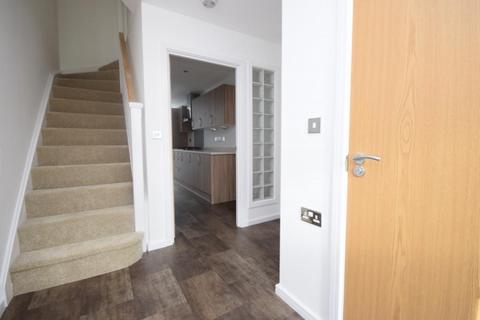 4 bedroom townhouse to rent, Meadow Road, Salford, M7 1PA