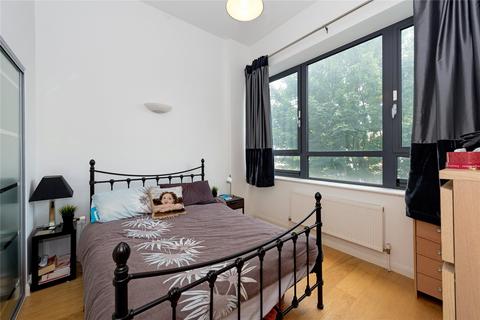 1 bedroom flat to rent, Anthony Court, Larden Road, London