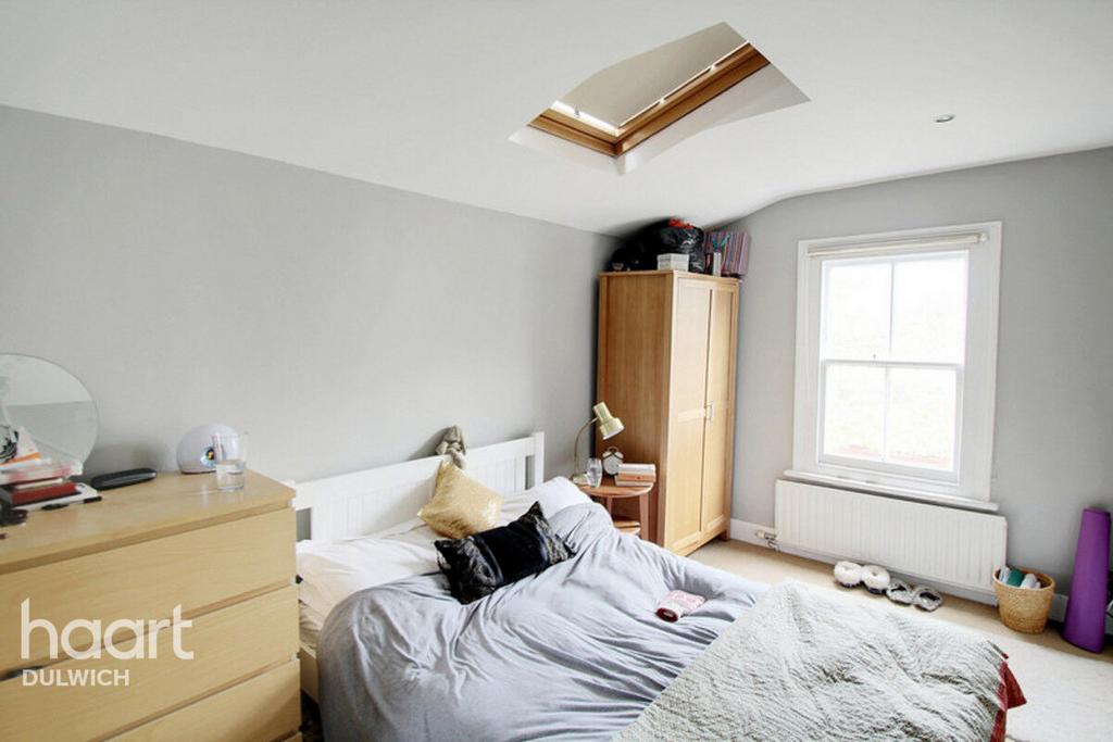Apartment in LONDON - View 4