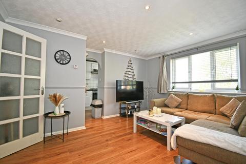 95 Howard Close, Waltham Abbey, EN9 1XB