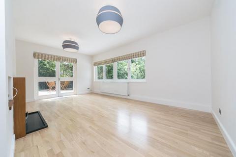 4 bedroom detached house to rent, West Heath Road, Hampstead, NW3