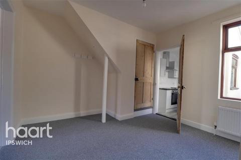 2 bedroom terraced house to rent, Cauldwell Hall Road, Ipswich