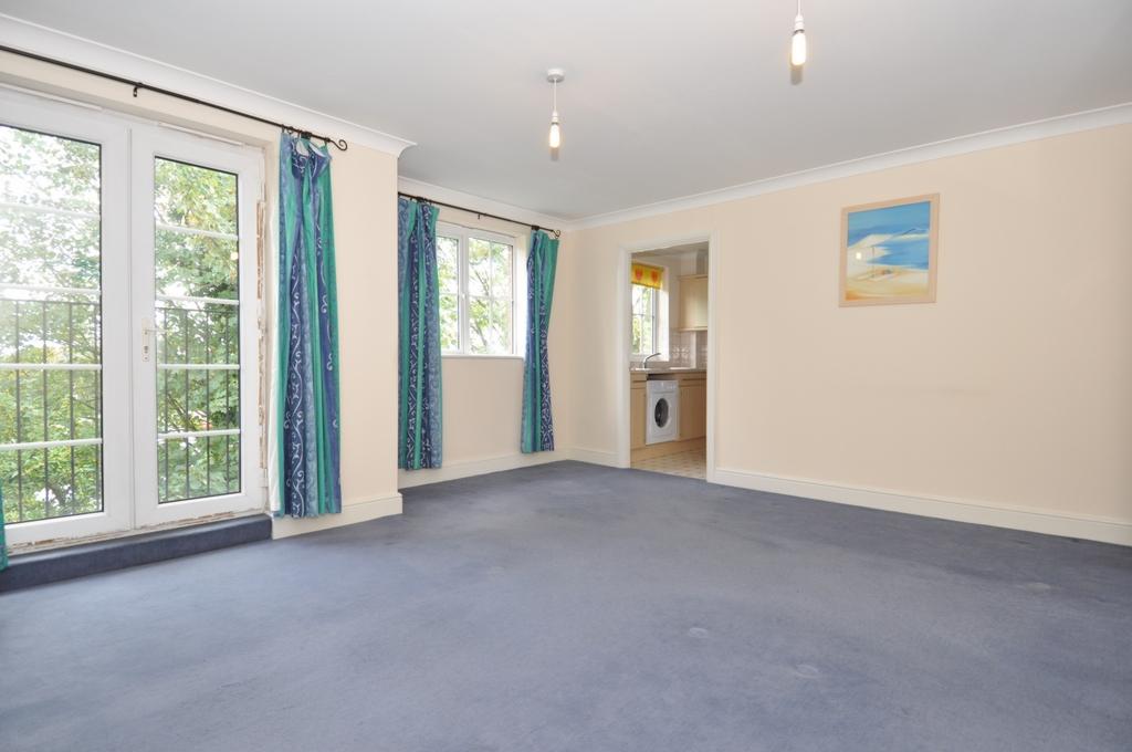 Addison Court, Epping, CM16 2 bed flat £320,000
