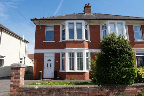 3 bedroom semi-detached house to rent - St. Davids Crescent, Llanfaes, Brecon, Powys.
