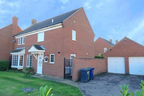 4 bedroom detached house to rent, Bilberry Close, Eaton Ford PE19