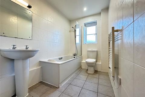 2 bedroom apartment to rent, Moravia Bank, Fartown, Pudsey, Leeds