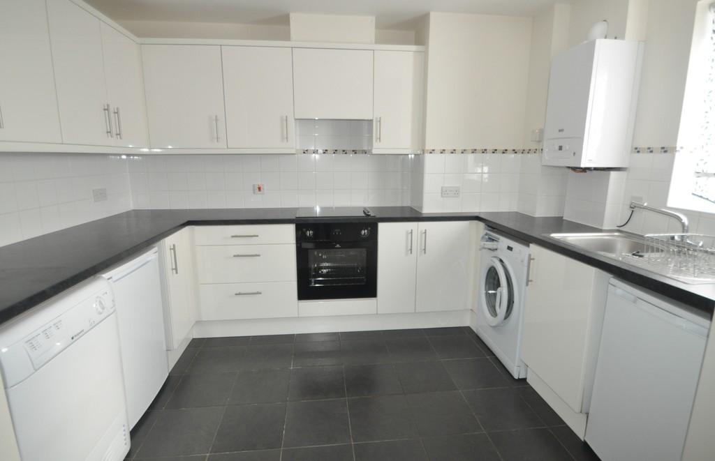 Apartment in Thundersley - View 3