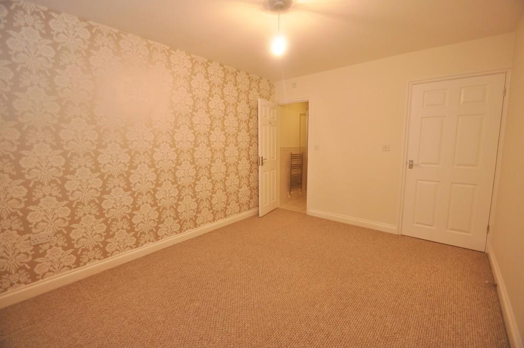 Apartment in Thundersley - More