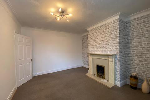 2 bedroom flat to rent, Benfield Road, Heaton, Newcastle upon Tyne NE6