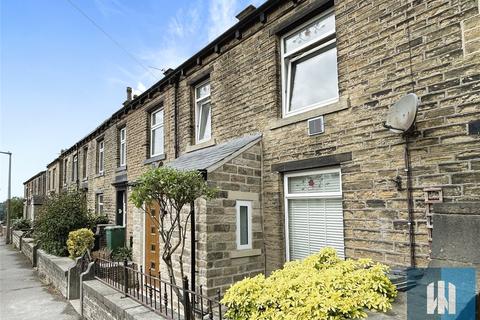 2 bedroom terraced house to rent, Moorlands Road, Mount, Huddersfield, HD3