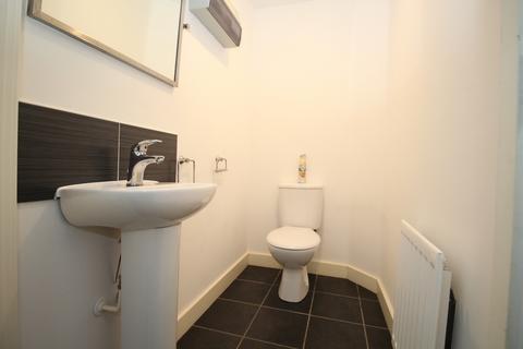 2 bedroom terraced house to rent, Bluebell Way, Whiteley