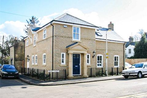 4 bedroom detached house to rent, Grove House, 2a Priory Street, Cambridge, CB4
