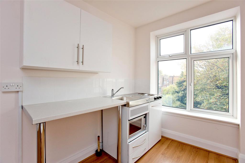 Upper Street, Islington, London, N1 – pohled 2