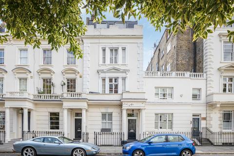 2 bedroom maisonette for sale, Alderney Street, London, SW1V