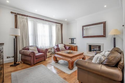 2 bedroom maisonette for sale, Alderney Street, London, SW1V