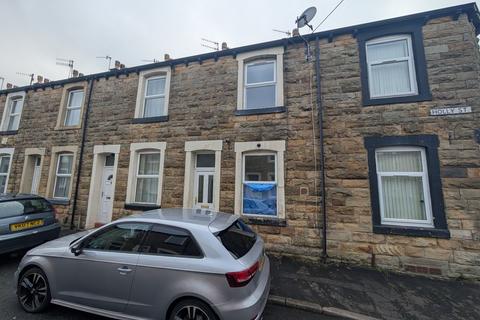 2 bedroom terraced house to rent, Holly Street, Bb10