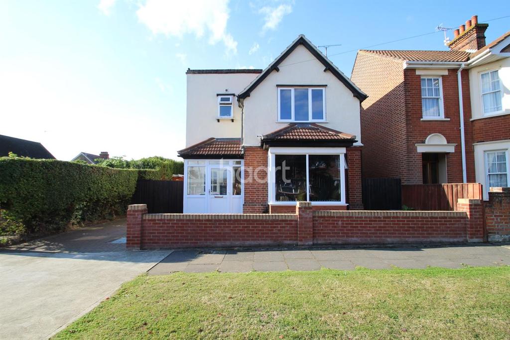 Cotswold Road, ClactononSea 5 bed detached house £230,000