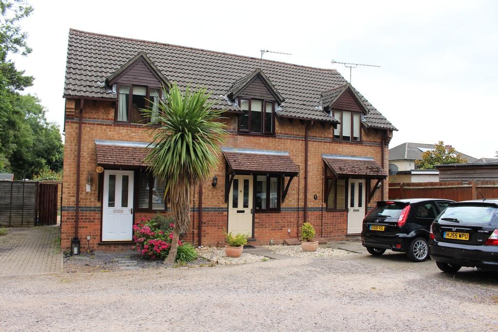 Shell Court, Marchwood 1 bed terraced house £172,000
