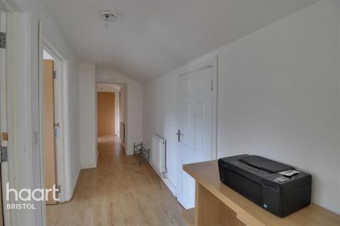 undefined, Avonmouth Road, Bristol