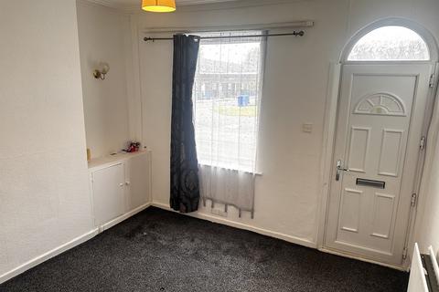 2 bedroom terraced house to rent, Fernclough Road, Harpurhey