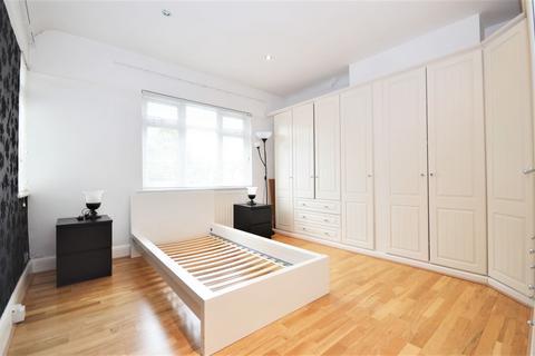 4 bedroom semi-detached house to rent, Noel Road, North Acton W3 0JG